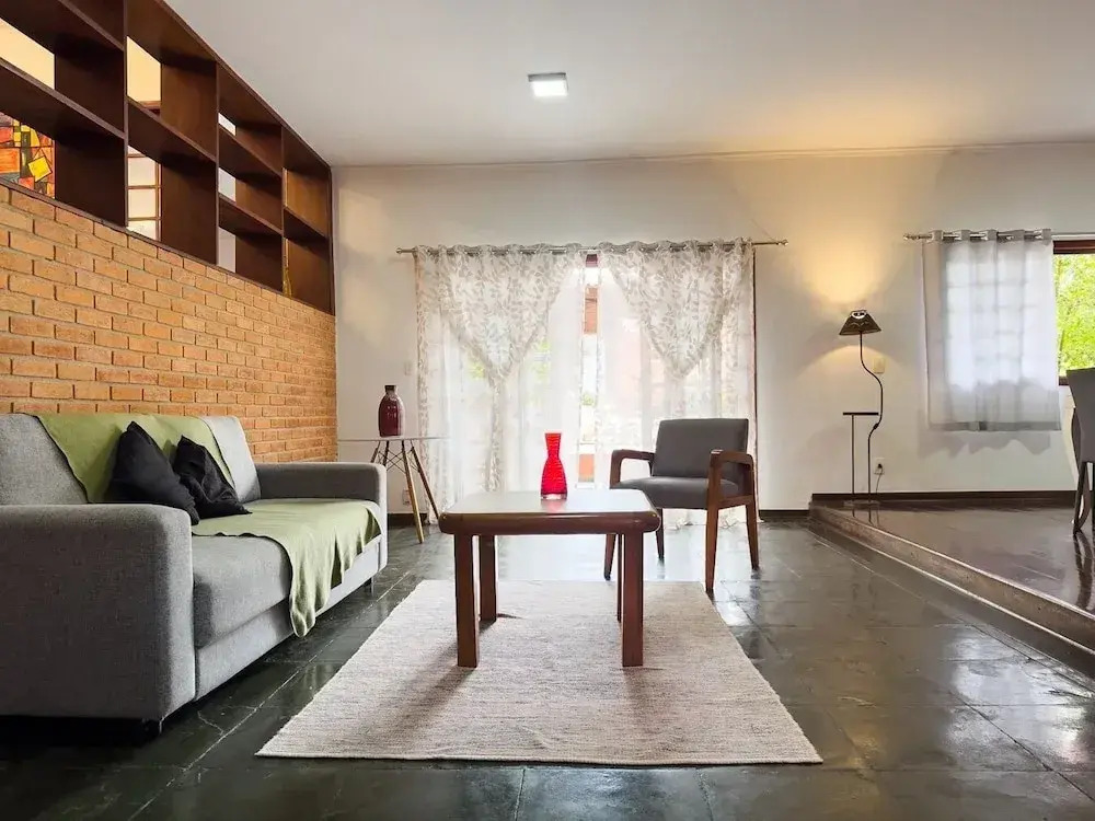 Casa espaçosa a apenas 30 minutos de SP
