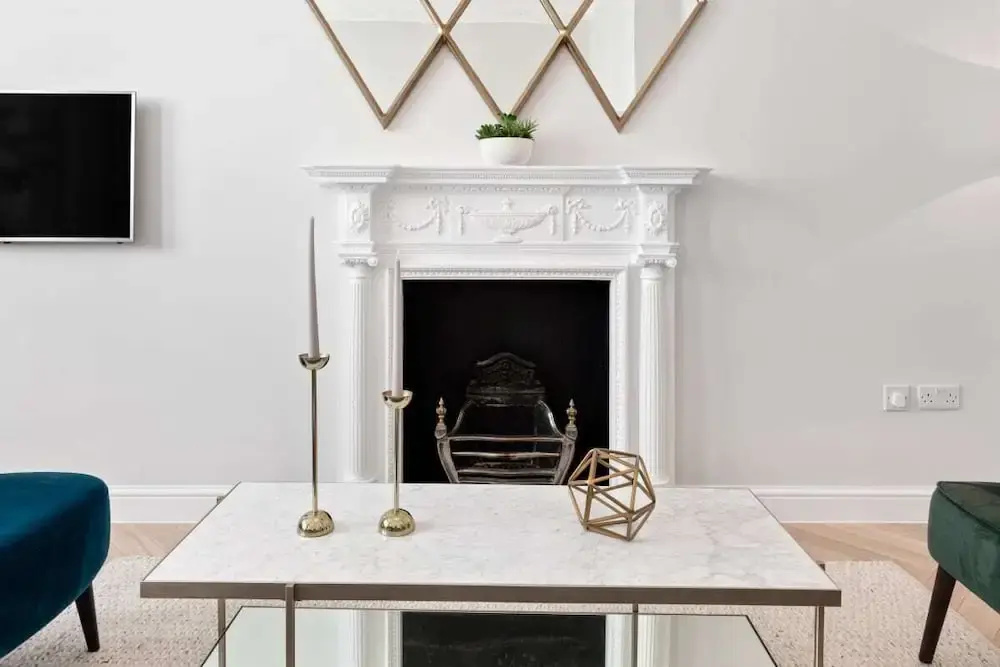 Elegant 3 Bed Apt W/terrace Near Kensington