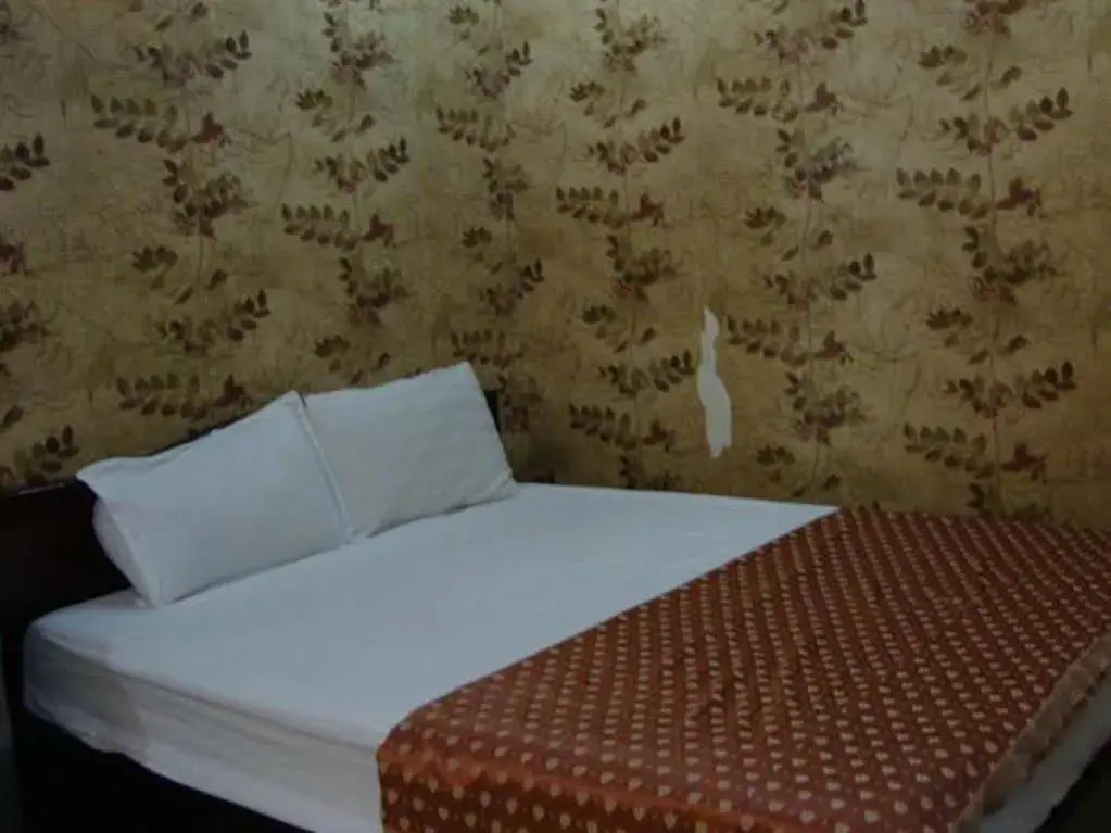 Loan Phuong Hotel