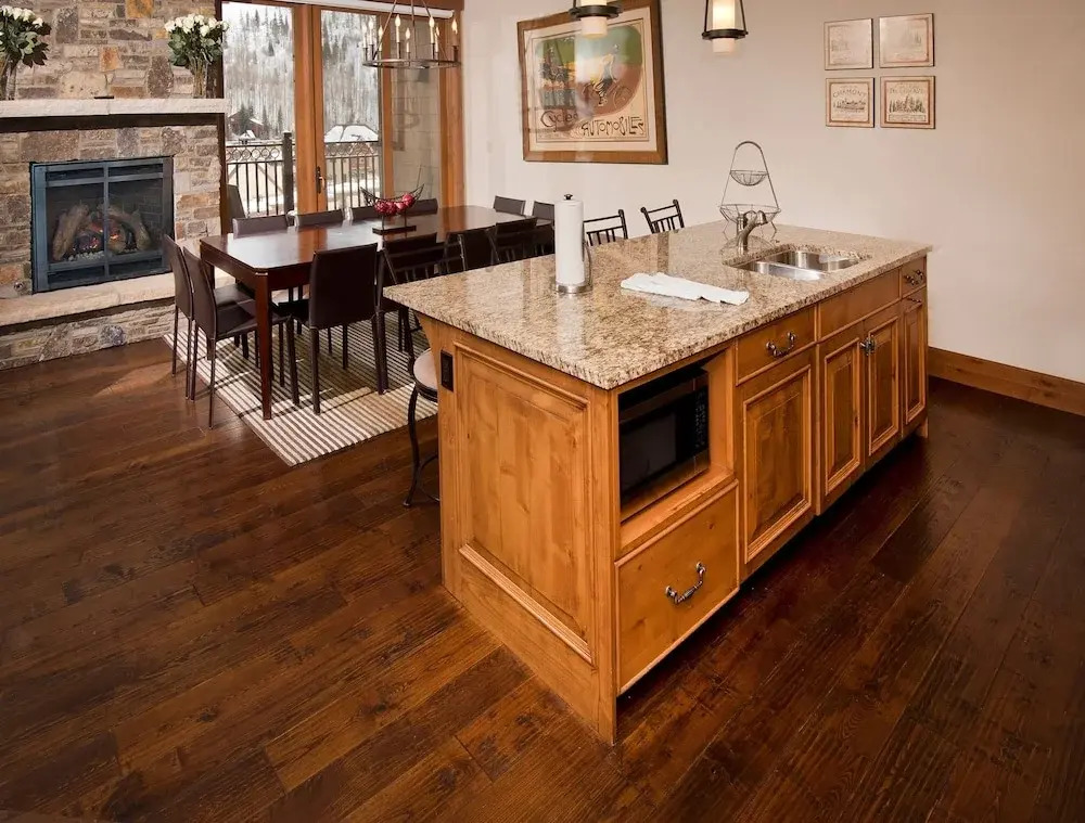 Landmark 4Br PentH 607