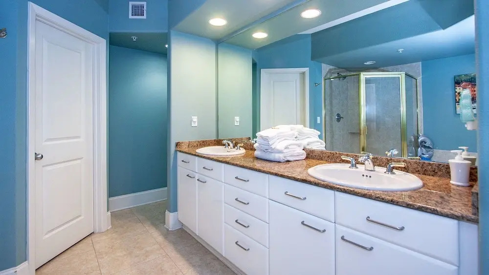 Condo Overlooking the Bay - Unit Crb0503