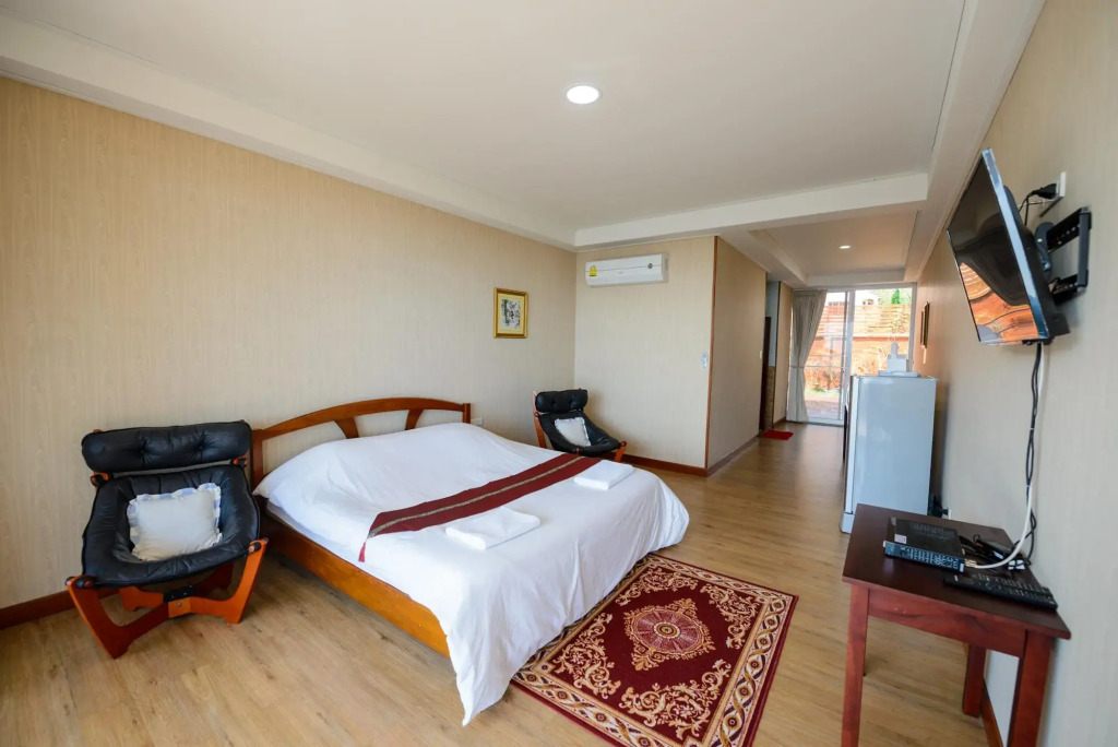 Baansuan Aokhai Beach Resort