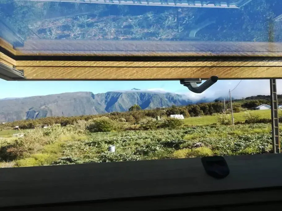 Chalet des Hauts- Vue piton des neiges