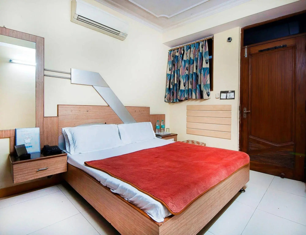 Tourist Lodge