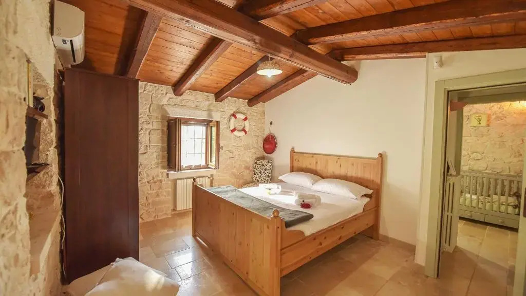 TRULLI ITALIA 6&2, Emma Villas
