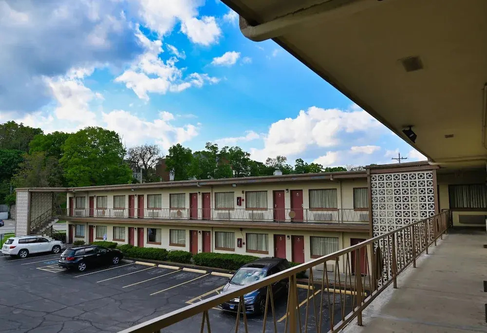 Campus Inn