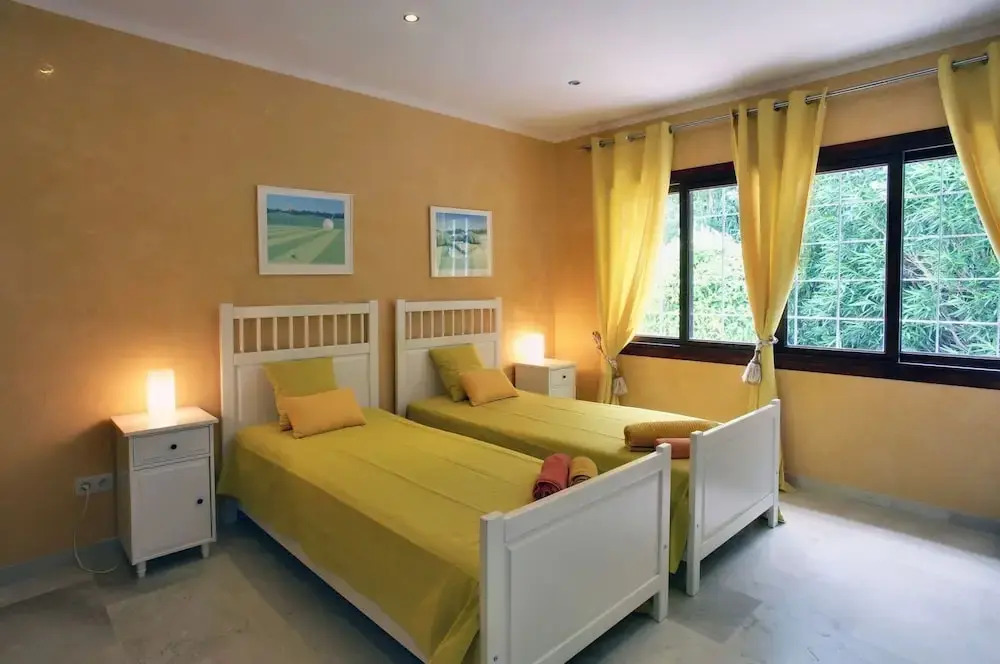 Gardenia - Luxury 10br Villa in Marbella, Heated Pool With Sea Views, Bbq, Wifi