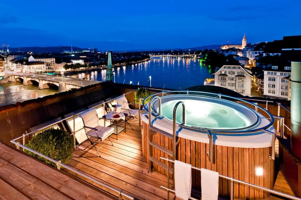 Grand Hotel LES TROIS ROIS