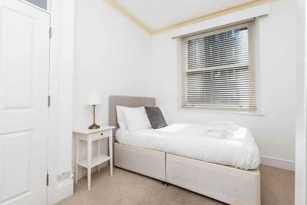 Super Exclusive 3 Bedroom Flat Heart of Chelsea