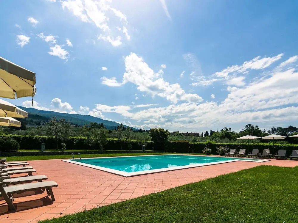 Attractive Apartment on Estate with Vineyards & Olive Grove near Florence