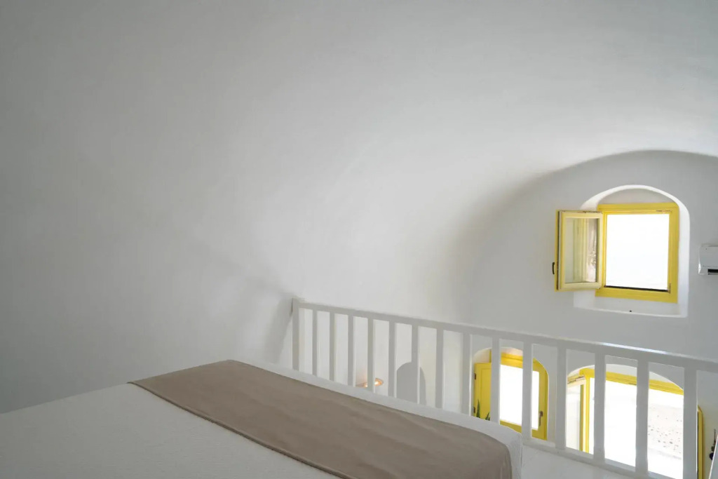 Valsamo Suites