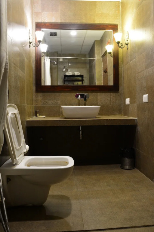 Tripli Hotels Shiv Villas