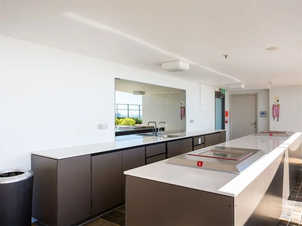 Serain Residences On Surfers