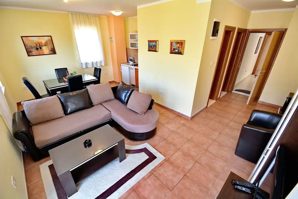 Apartments Milena