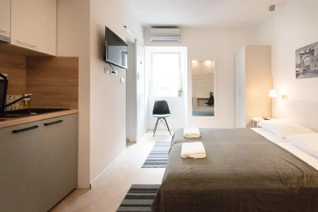 L&B Old Town Studio Apartments