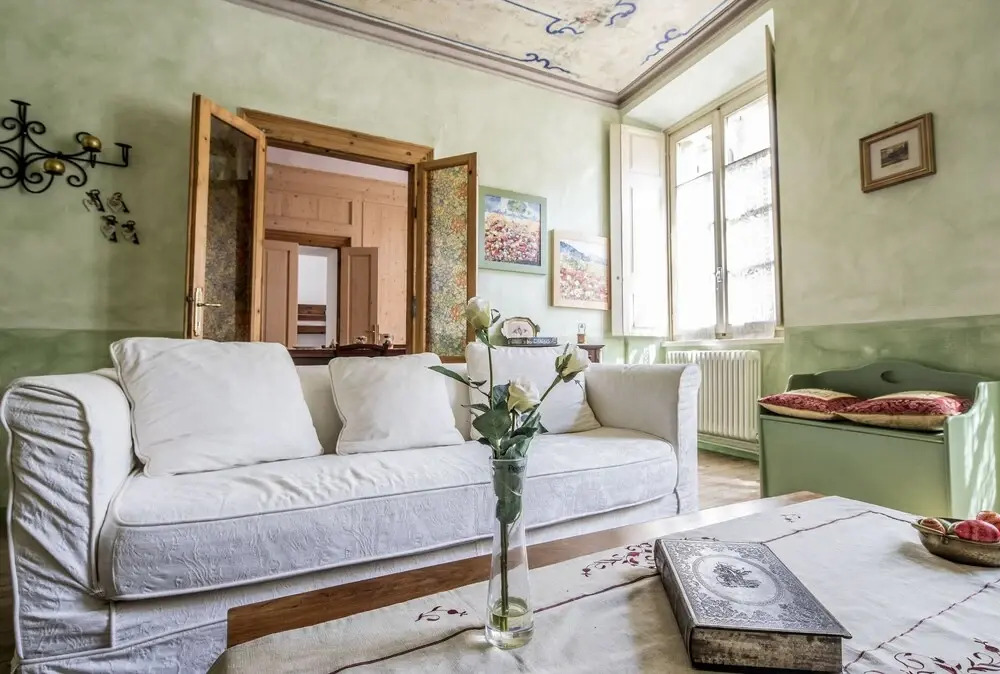 Ancient Palace in the Historic Center, Magical Period Atmosphere, Every Comfort