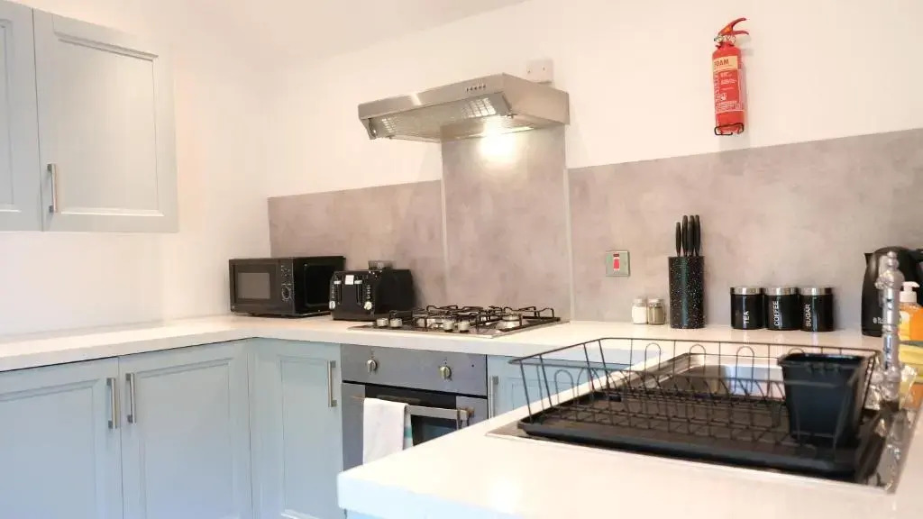 Striking&Cosy Contractor Apartment & Close to M1 & City Centre & Families