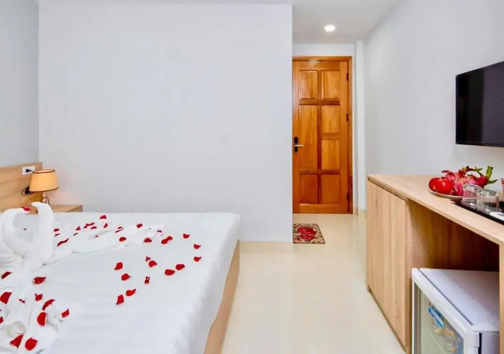 Luna House Danang