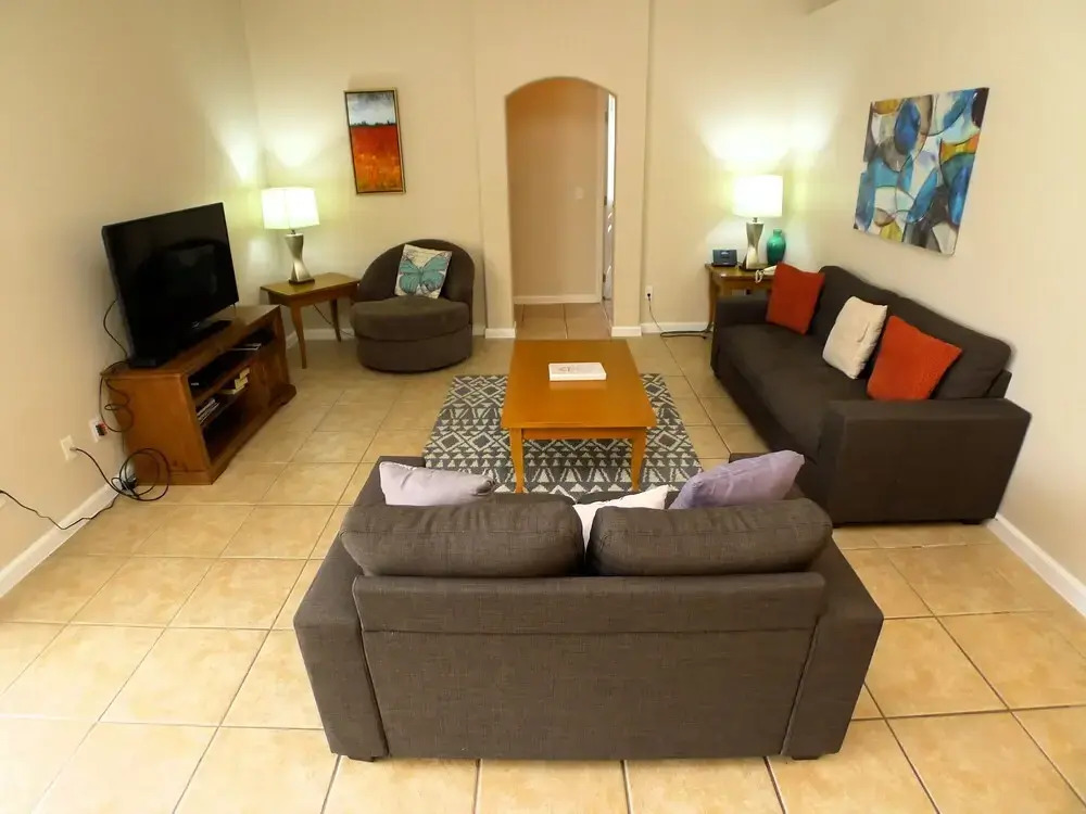 5 BED Pool Home With Conservation View