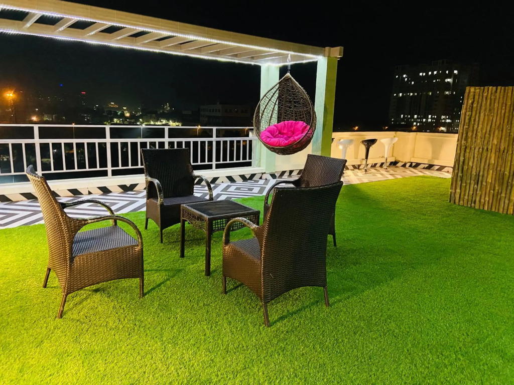 BluO Lake View Studio NewTown, Terrace Garden, Gym
