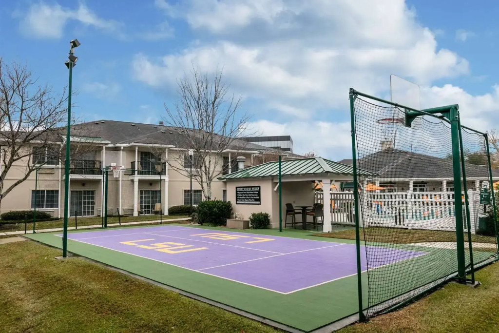 Richmond Inn & Suites-baton Rouge