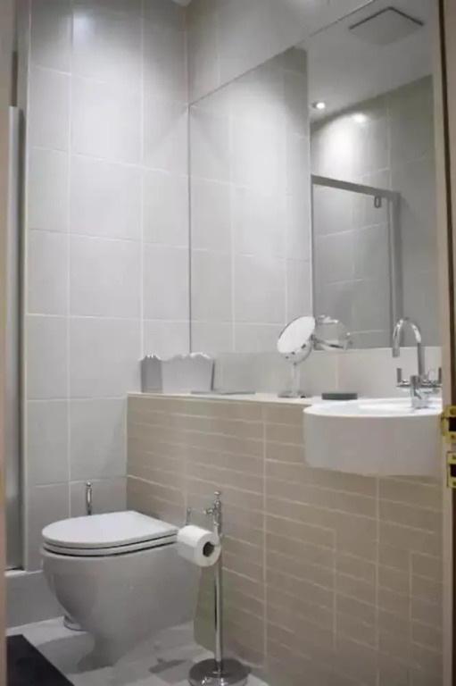 Central Dublin 1 Bedroom Apartment