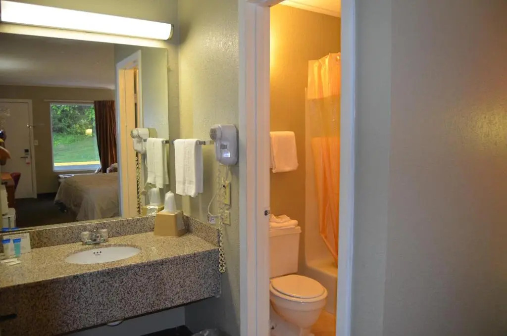 Travel Inn Kingsport