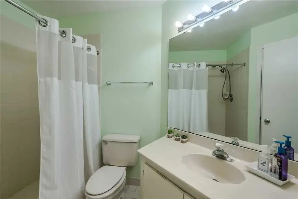 Vista Verde East 4-229