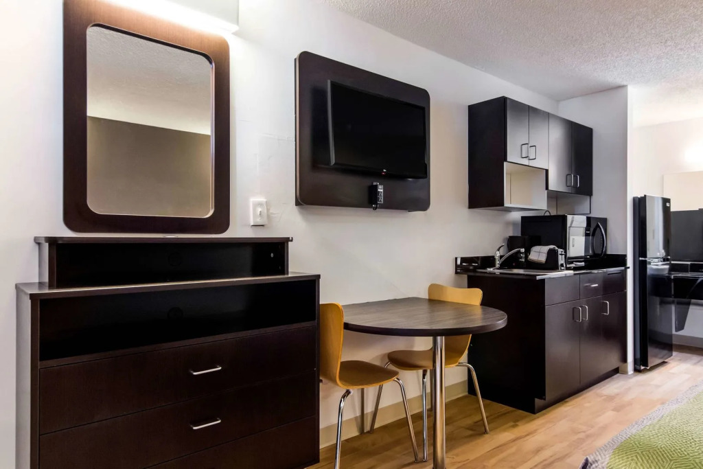 Studio 6 Extended Stay - Lagrange, GA