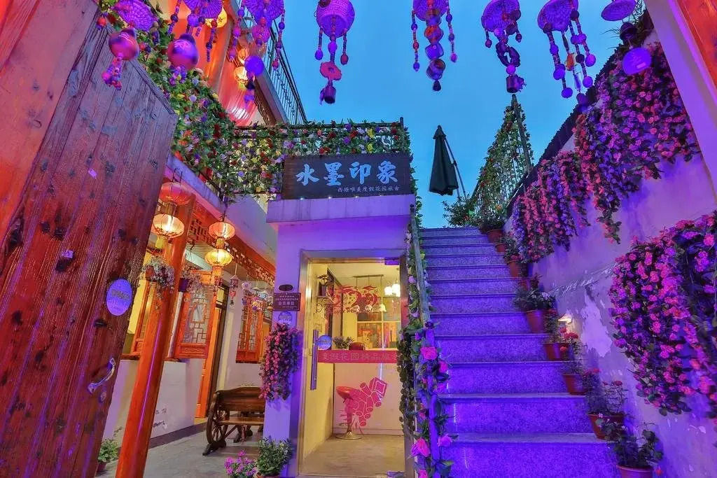 Ink Painting Impression Xitang Beautiful Garden Hostel