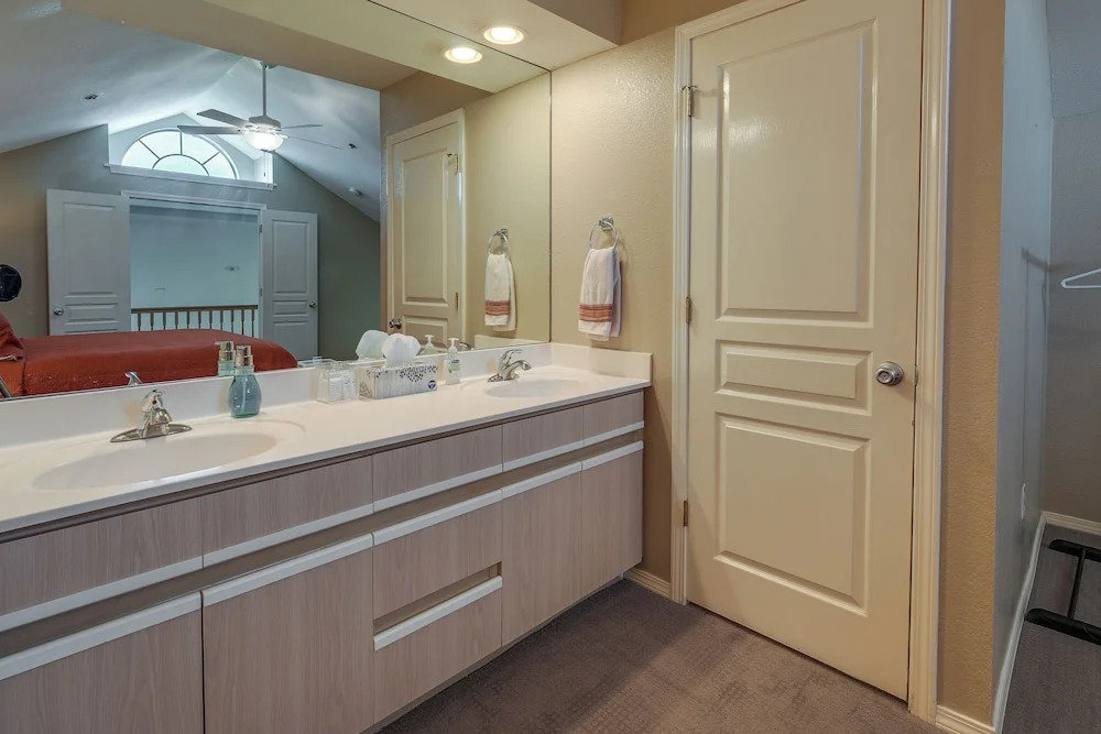Branson Vacation Rental w/ Pools & Hot Tub!