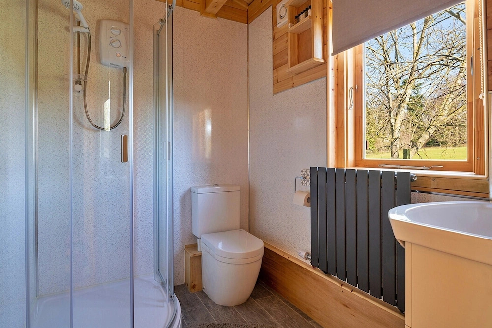 Lodge in Shropshire With Private Hot Tub