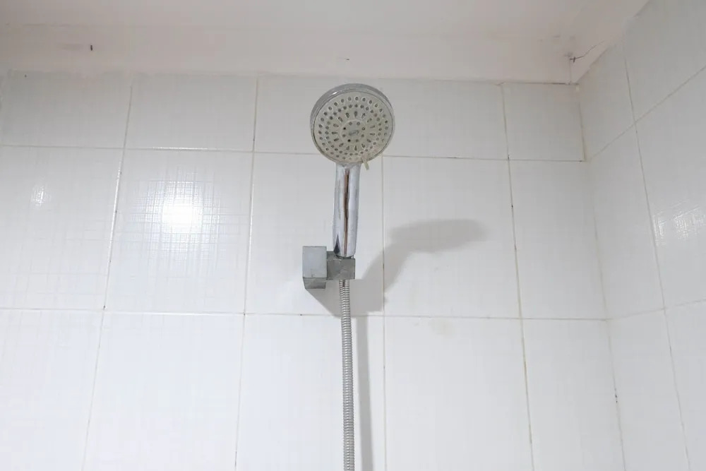 Cozy And Homey Studio Apartment At High Point Serviced