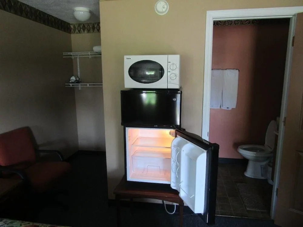 K-River Motel & Campground