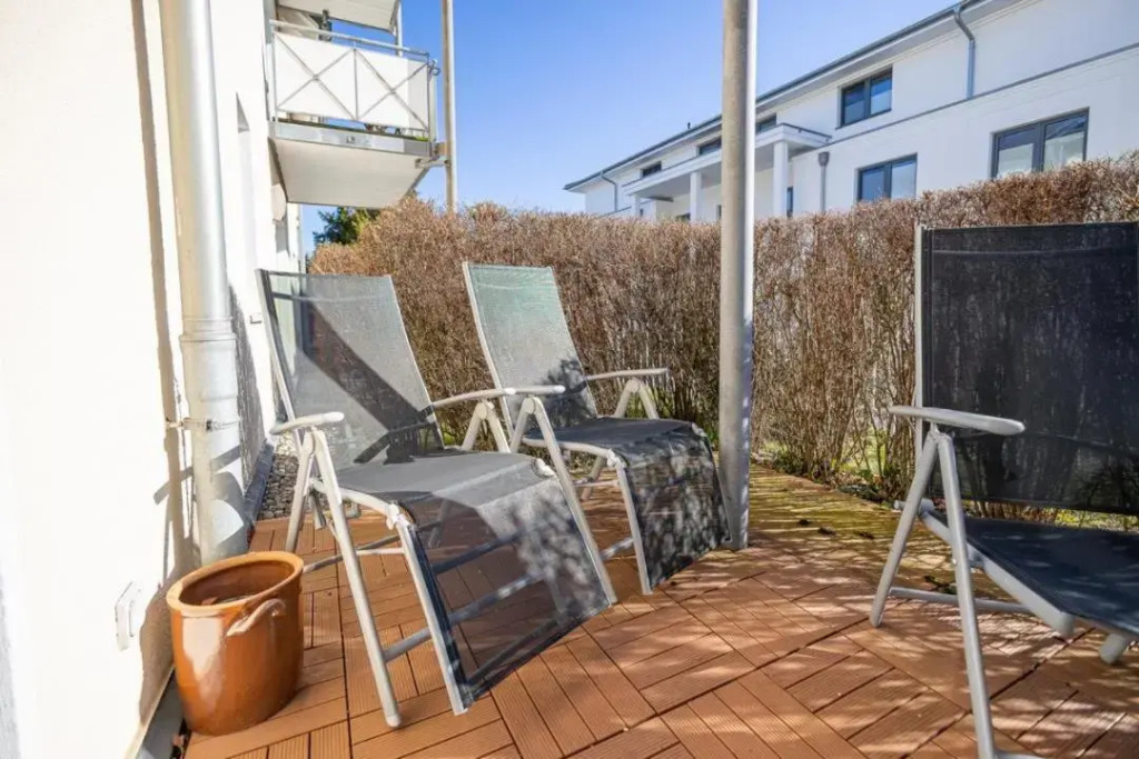 Wohnung 3 im EG Haus Stranddistel, komfortable Ferienwohnung fur 2 Personen in Zingst