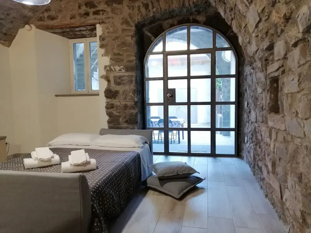 IseoLakeRental - Hill Apartments