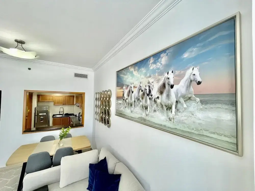 Stunning Apartment at Dora Bay Dubai Marina