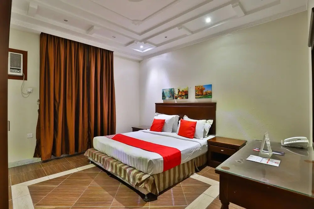 OYO 215 Wassan International Hotel
