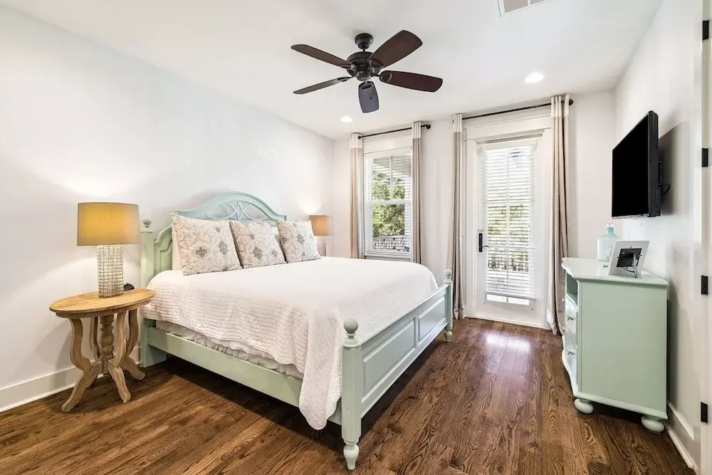 'seas The Day' In Watercolor Beach 5 Bdrm/slps 10 Steps To Dragonfly Pool! 5 Bedroom Home by RedAwning