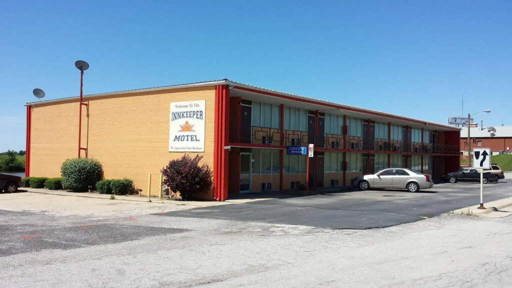 Innkeeper Motel Hamel