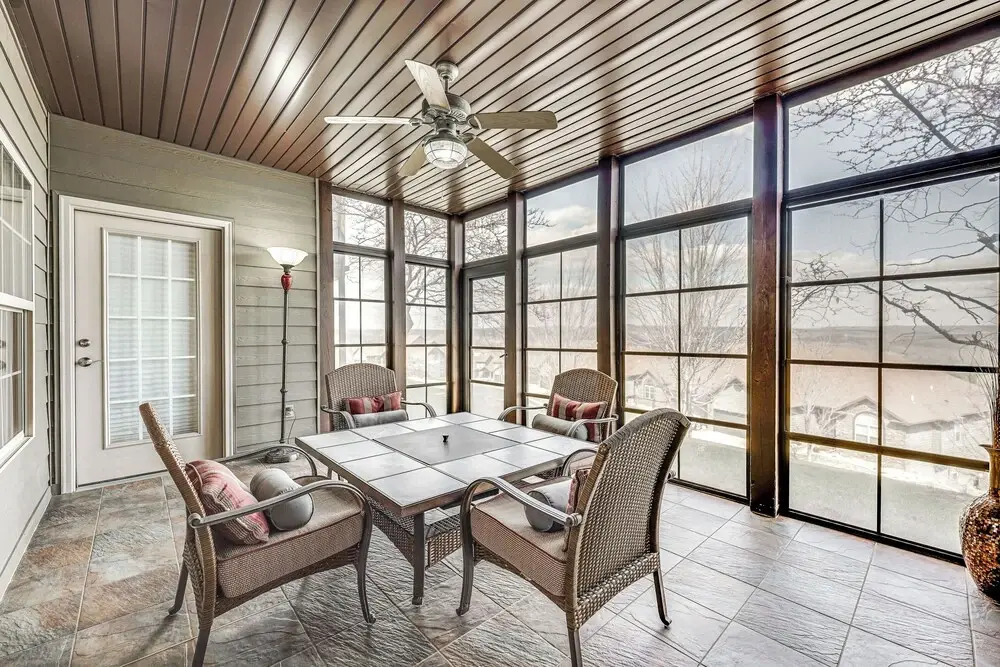 Relax Fireside: Branson West Gem w/ Hot Tub Access