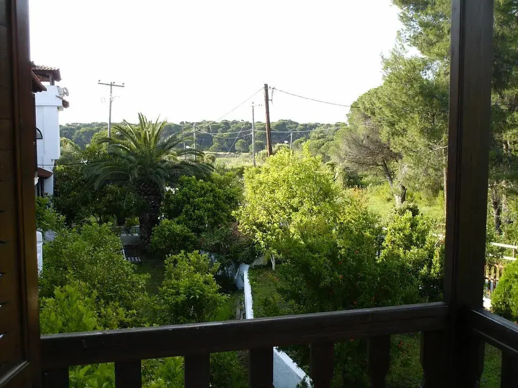 Koukounaries Beach Hotel