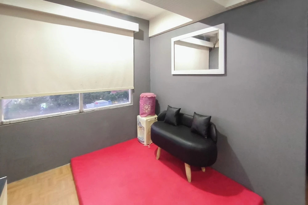 Enjoy Living 2Br Apartment At Jarrdin Cihampelas With 1 Ac In Living Room