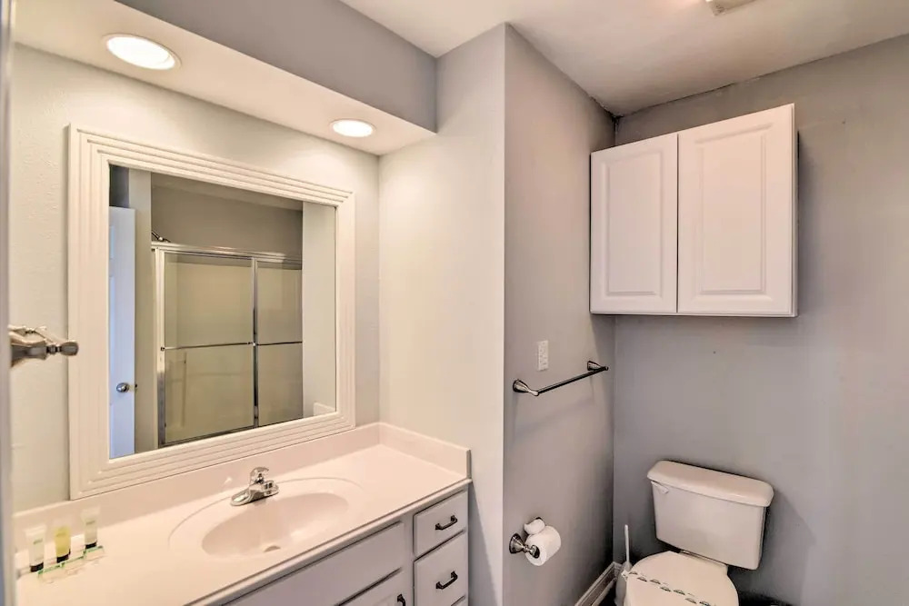 Oceanfront Galveston Home - Walk to Beach!