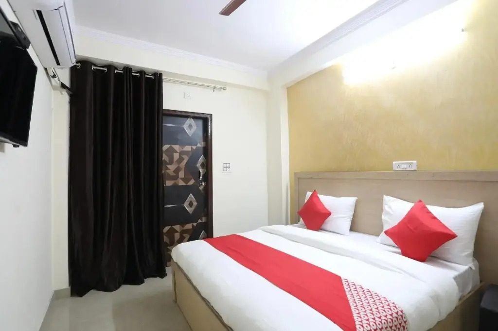 Harsh Residency by OYO Rooms