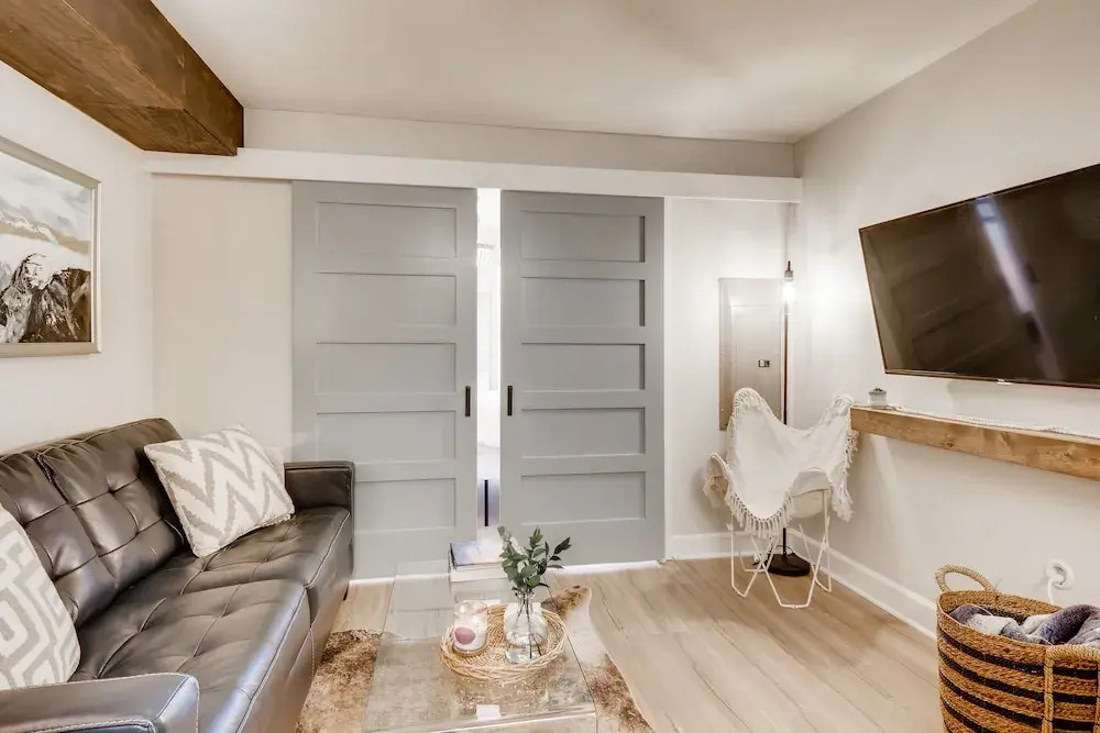 First Tracks 3105 1 Bedroom Condo by RedAwning