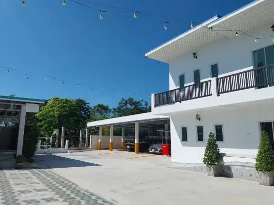 Boonpoolsri Poolvilla