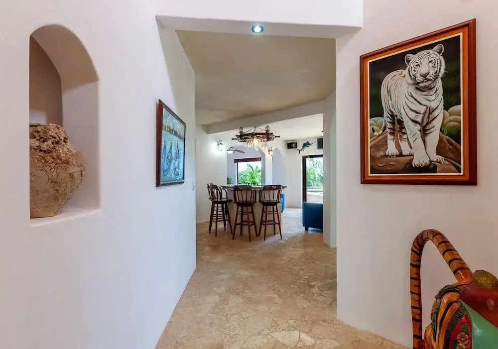 Casa Tigre - Large 7 bedroom Oceanfront Retreat Home