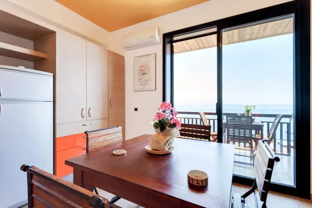 Taormina Panoramic Seaview Apartment