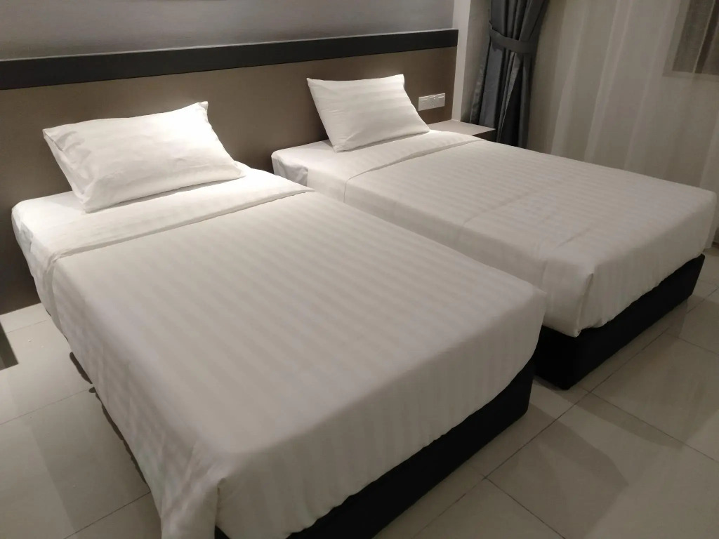 Savanna Hill Resort